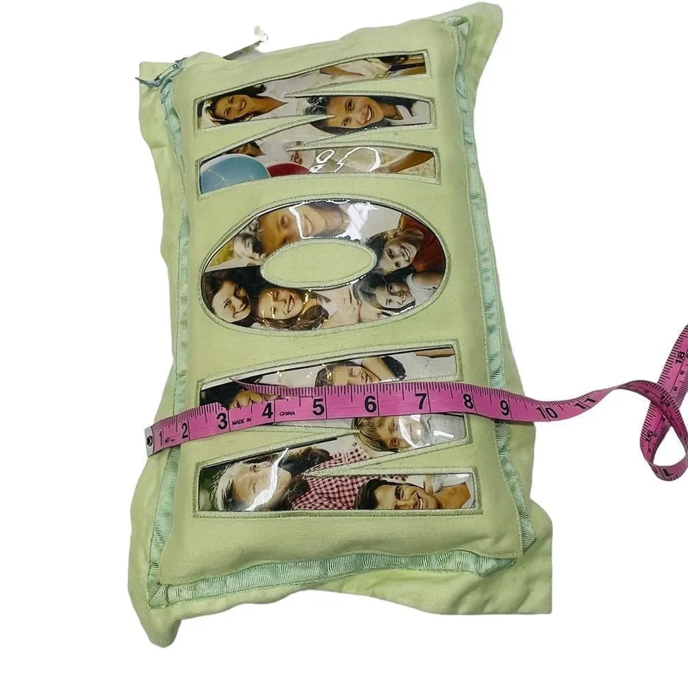 Set of 4 Light Green Demdaco Group Hugs MOM Photo Accent Pillows - NWT